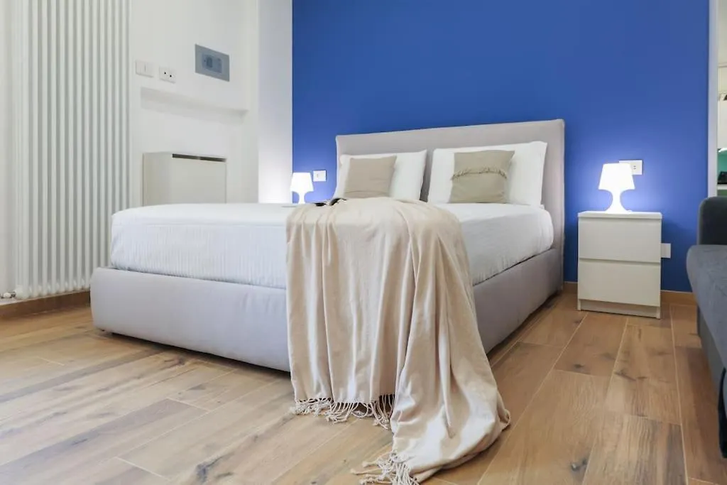 Modern And Quiet One Bedroom Apartment Near The M4 Milan Italy